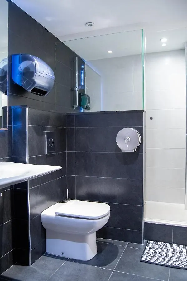 Hostal Apolo Barcelona Spain