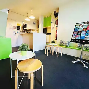 Гостевой дом And Basic Universitat For Young